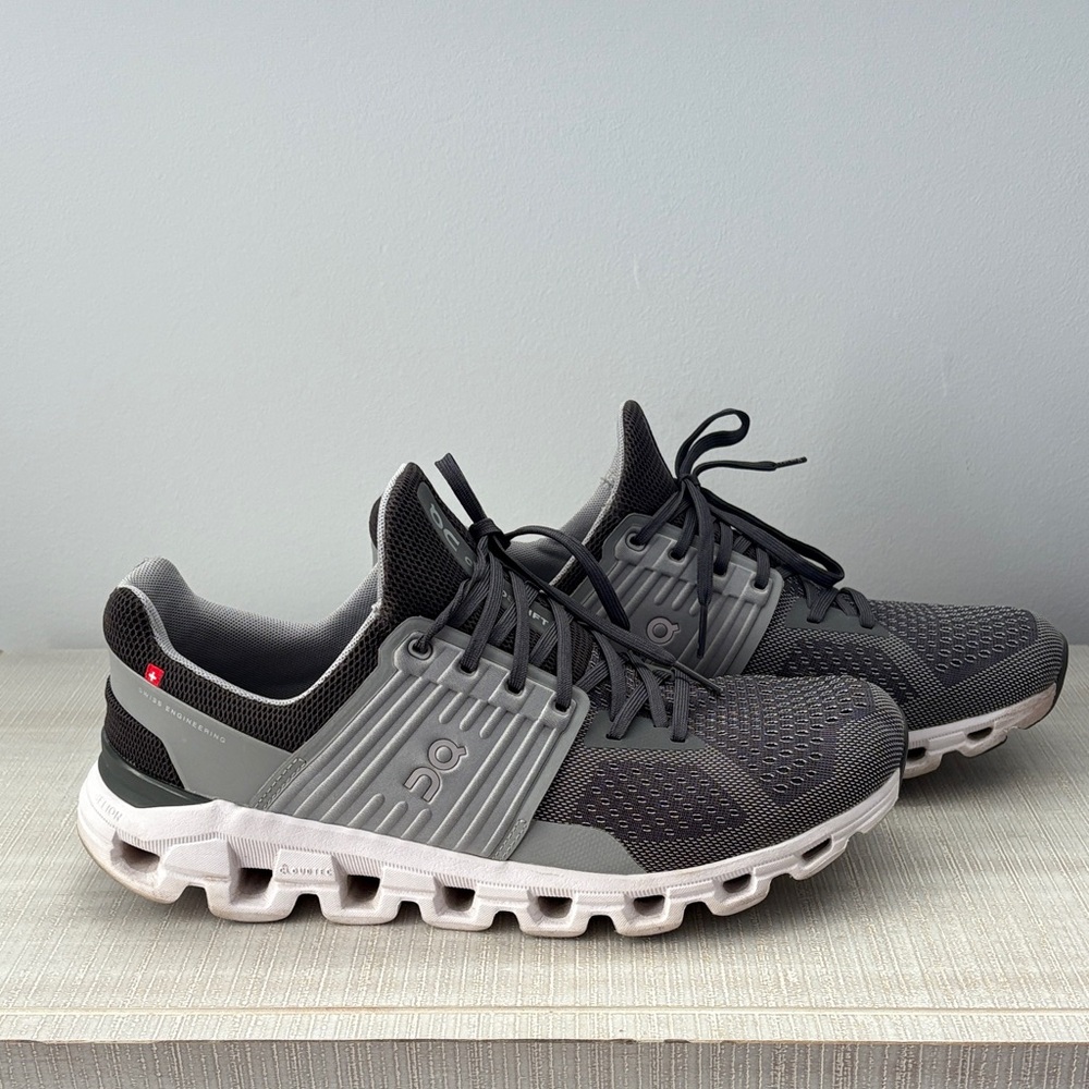 On Cloud Cloudswift Helion Men’s Size 10